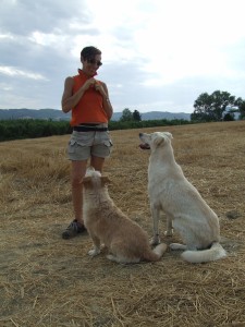 Laura Rossin con due cani